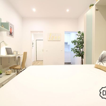 Charming Puerta Del Sol Appartement Madrid Buitenkant foto