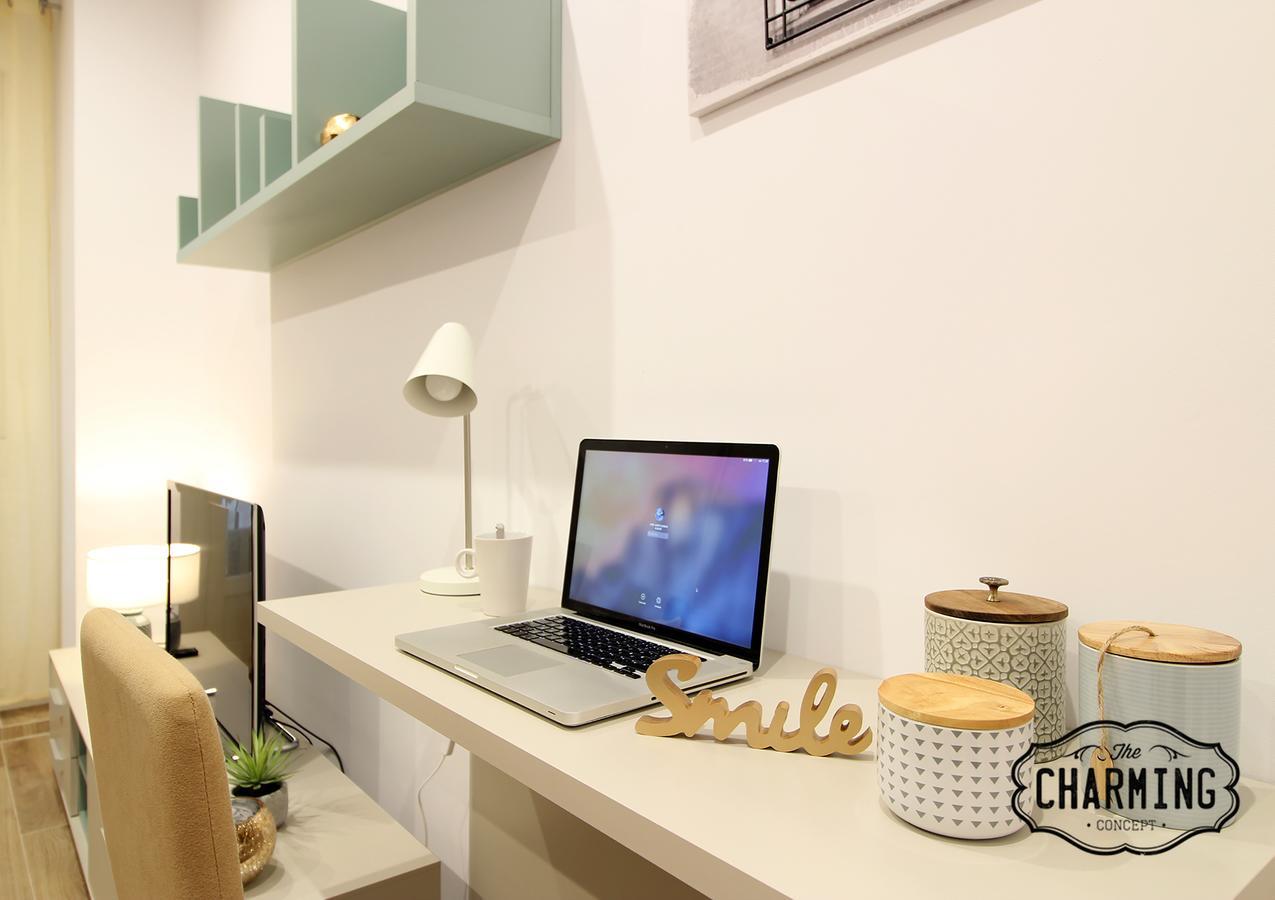 Charming Puerta Del Sol Appartement Madrid Buitenkant foto