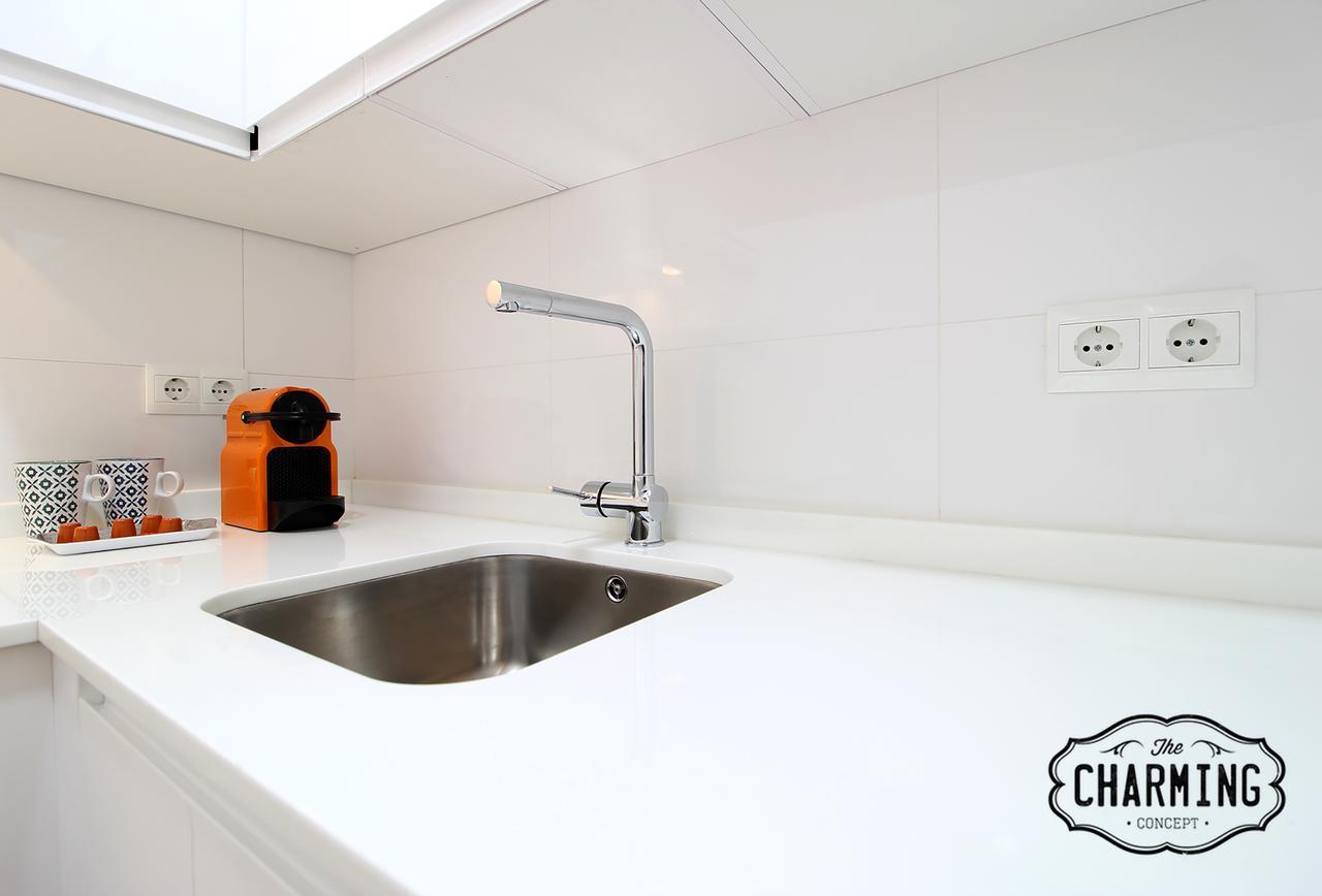 Charming Puerta Del Sol Appartement Madrid Buitenkant foto