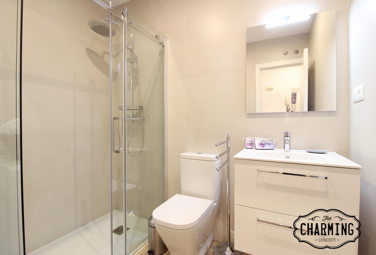 Charming Puerta Del Sol Appartement Madrid Buitenkant foto